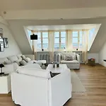 Appartement Ferien Mit 7 Personen! 3 Schlafzimmer, 2 Baeder, Sauna Und Schlossblick - Haustiere Willkommen! *