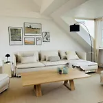 Ferien Mit 7 Personen! 3 Schlafzimmer, 2 Baeder, Sauna Und Schlossblick - Haustiere Willkommen! *