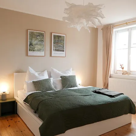 Rheinchalet - Boutique An Der Weinstrasse I Fuer Geniesser, Weinliebhaber & Entdecker *