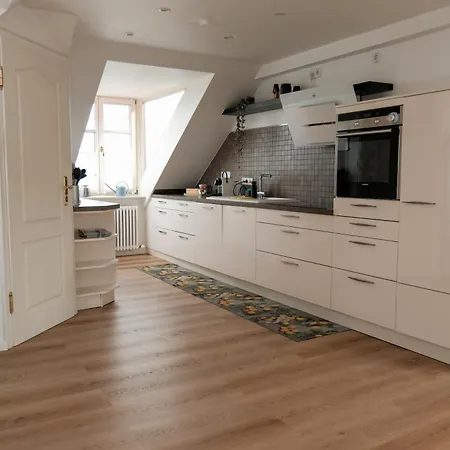 Rheinchalet - Boutique An Der Weinstrasse I Fuer Geniesser, Weinliebhaber & Entdecker *