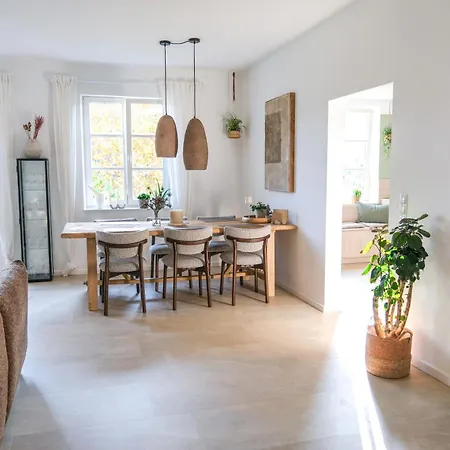 Rheinchalet - Boutique An Der Weinstraße I Für Genießer, Weinliebhaber&entdecker
