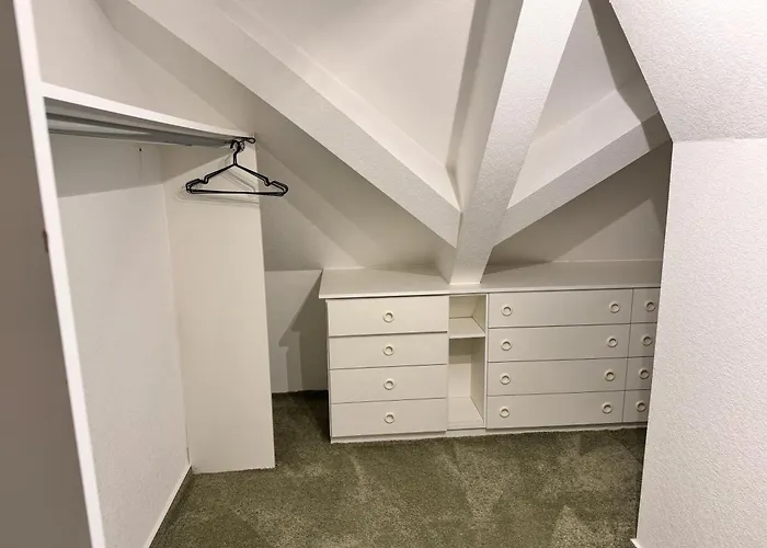 Ferien Mit 7 Personen! 3 Schlafzimmer, 2 Baeder, Sauna Und Schlossblick - Haustiere Willkommen!